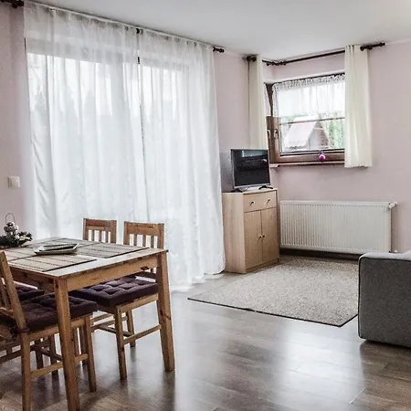 Ξενοδοχείο με διαμερίσματα Montis