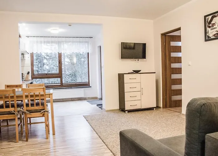 Ξενοδοχείο με διαμερίσματα Montis 3*